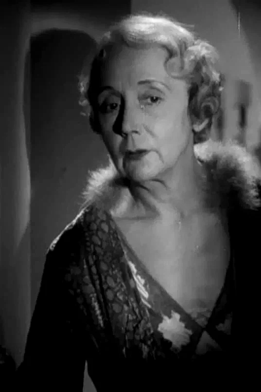  Helen Haye