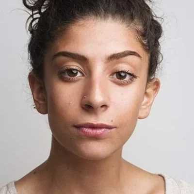  Anna Antoniades