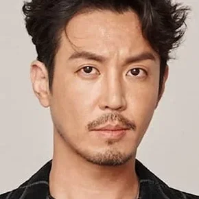 Photo star :  Choi Won-young