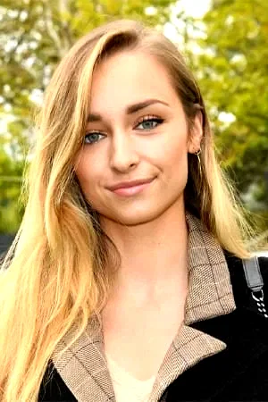  Emma Smet