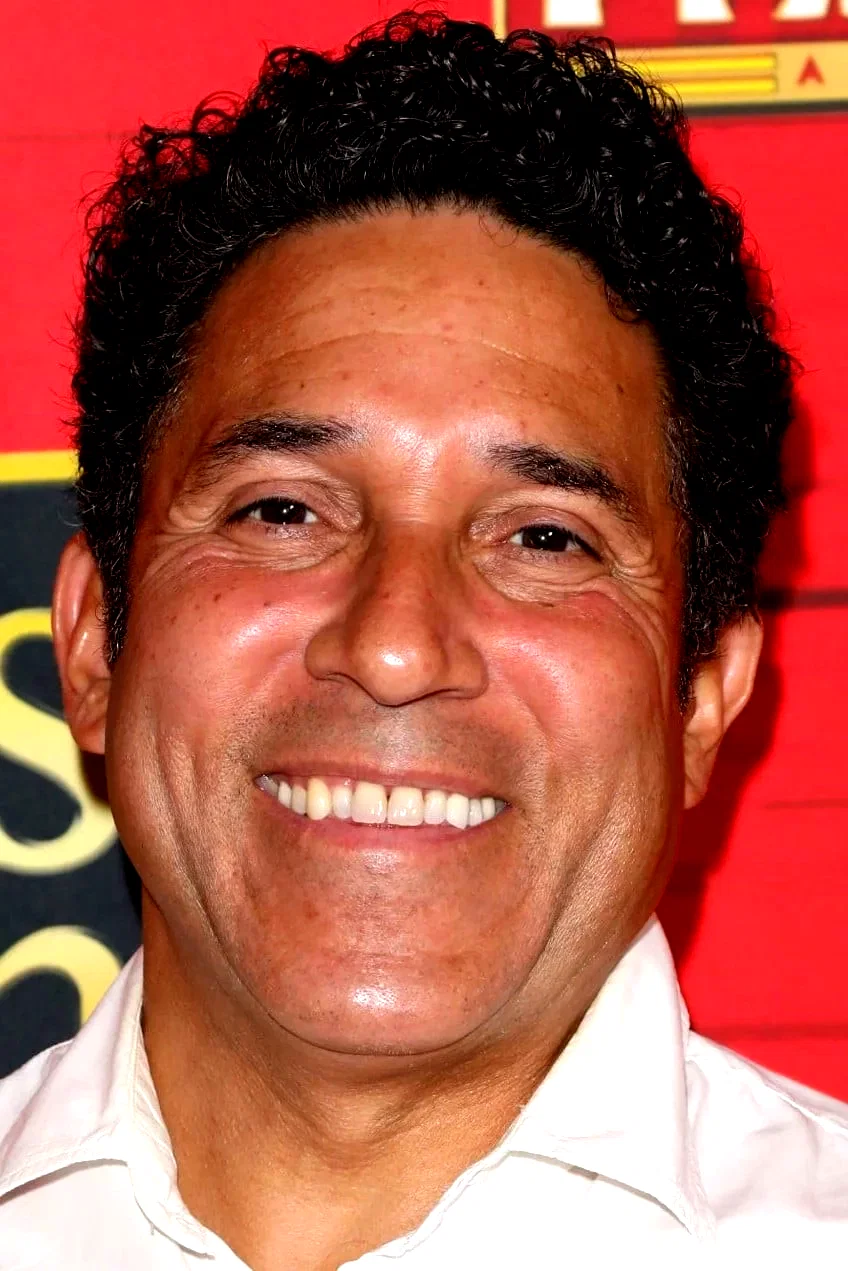 Oscar Nunez
