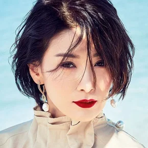 Photo star :  Kim Seo-hyung