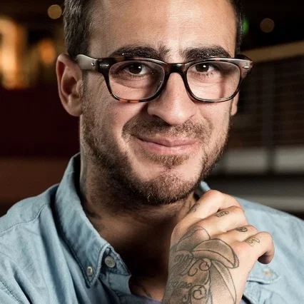  Cori Gonzalez-Macuer