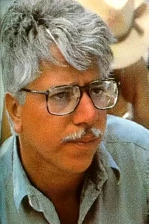 Luis  Puenzo