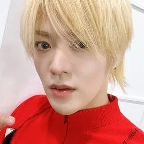 Photo star :  Nakamoto Yuta