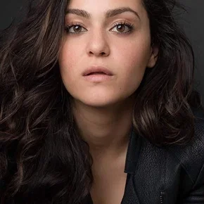 Photo star :  May Calamawy