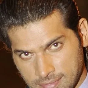 Photo star :  Salim Baig
