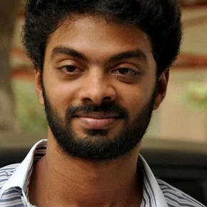 Photo star :  Vinoth Kishan