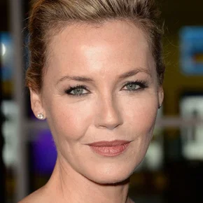 Photo star : Connie Nielsen