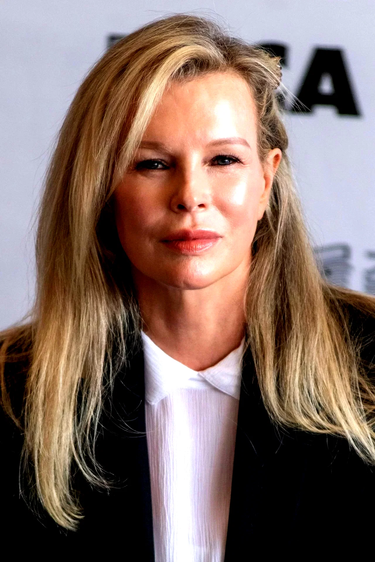 Kim Basinger