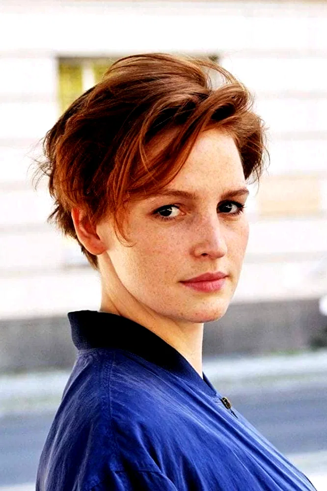  Eva Maria Jost