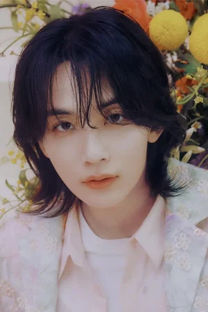  Yoon Jeong-han photo