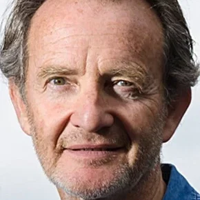 Photo star : Anton Lesser