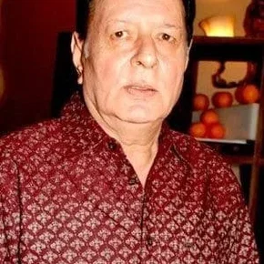 Photo star :  Navin Nischol