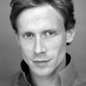 Photo star :  Edward Watson