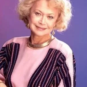  Svetlana Nemolyaeva