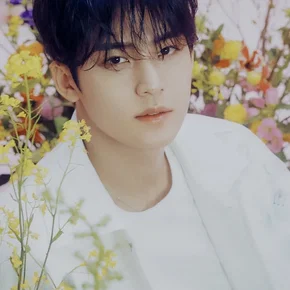 Photo star :  Kim Min-gyu