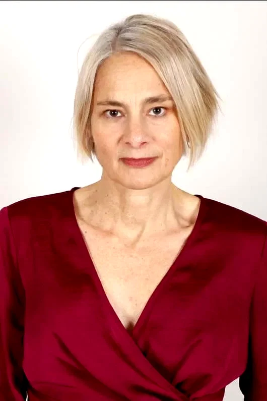  Laura D'Arista Adam