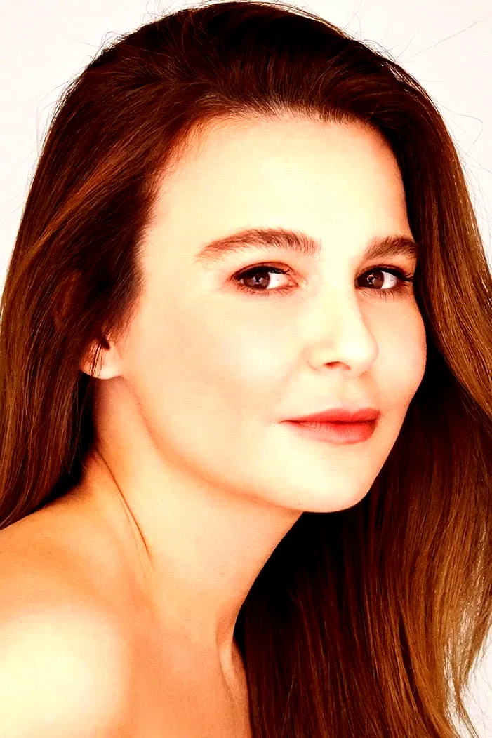  Didem Ellialtı
