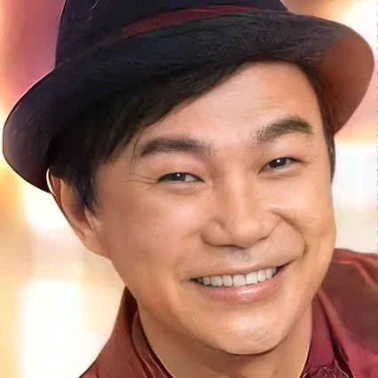  Albert Au