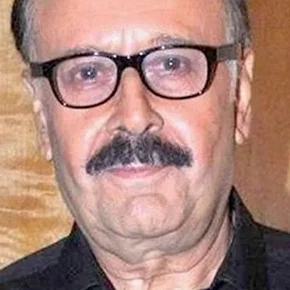 Photo star :  Parikshat Sahni