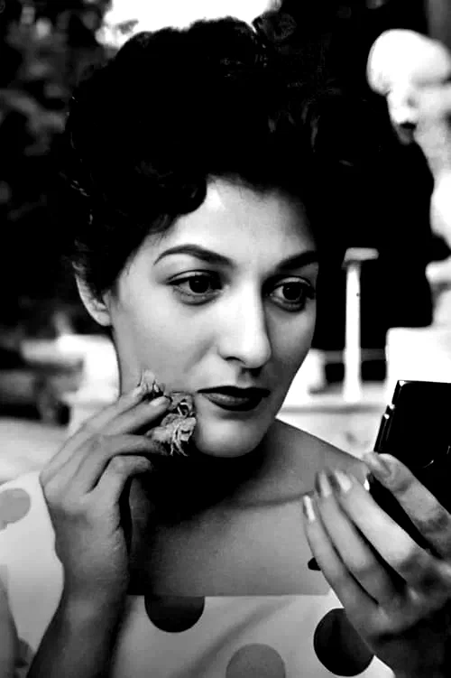  Simone Desmaison