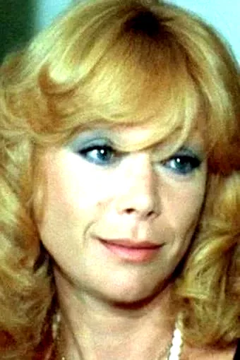 Evelyne Ker