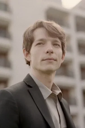 Photo de Mike Faist