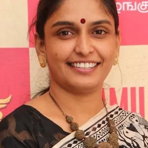 Photo star :  Indumathi Manigandan