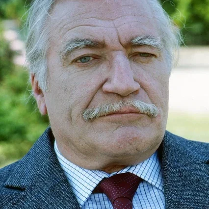 Nigel Davenport