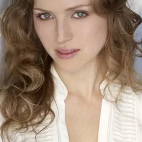 Photo star :  Marni Van Dyk