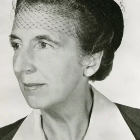 Photo star : Anita Sharp-Bolster