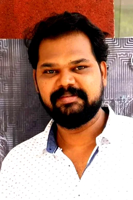  Vivek Prasanna