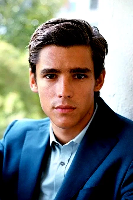 Brenton Thwaites