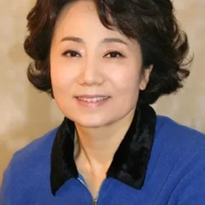 Photo star :  Seong Byeong-suk