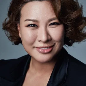 Photo star :  Jung Young-ju