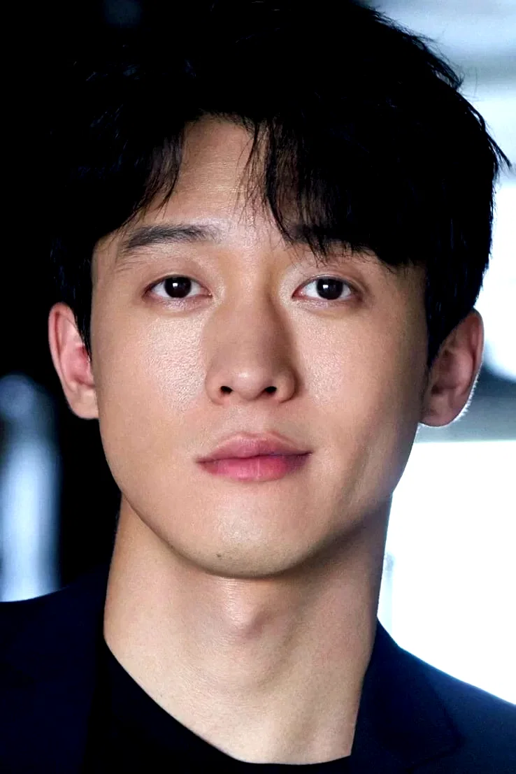  Hou Wenyuan