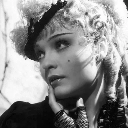 Anna Sten