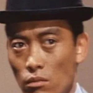  Kazuo Suzuki