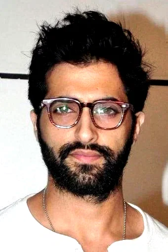  Akshay Oberoi