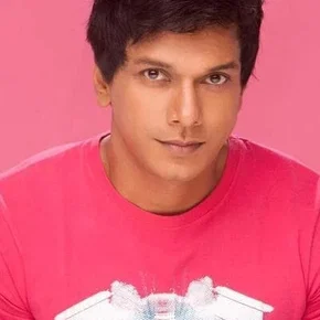 Photo star :  Mahesh Shetty