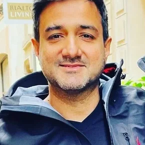 Photo star :  Siddharth Anand