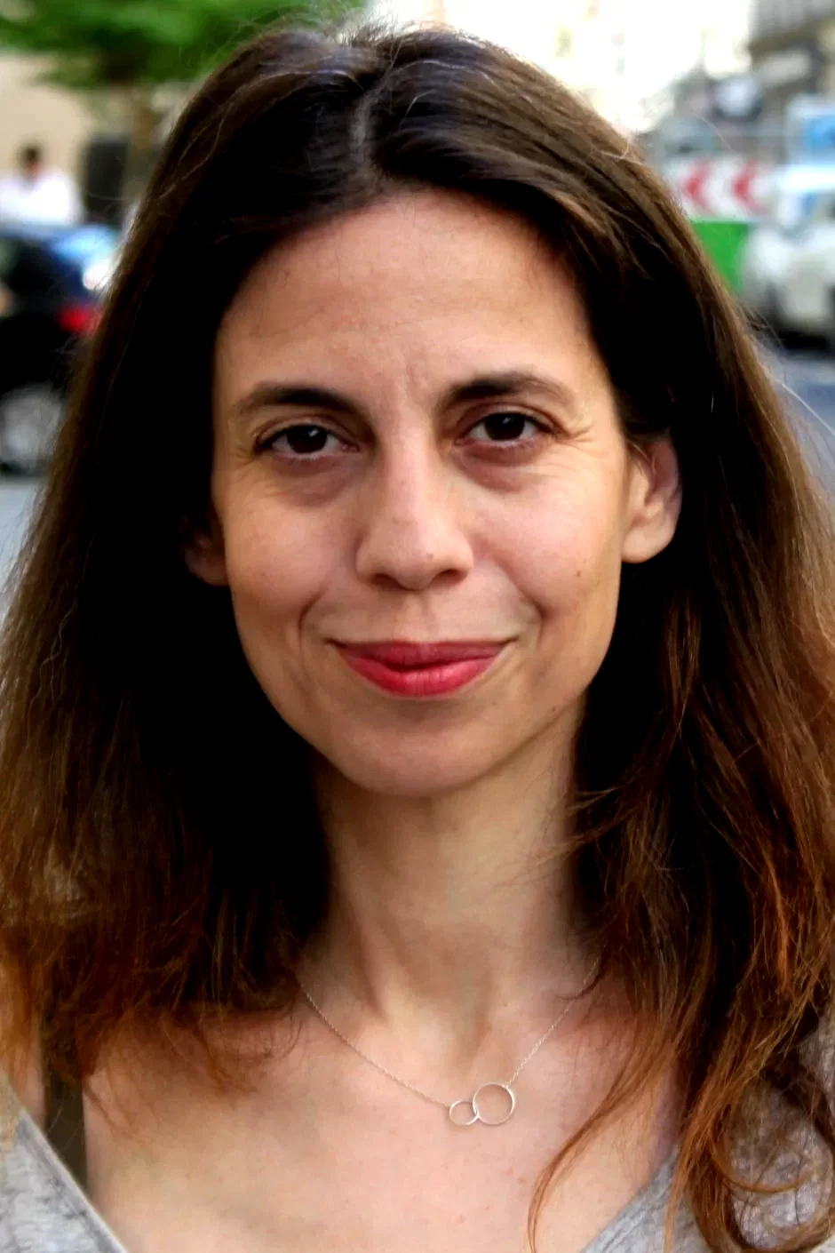  Julie Navarro