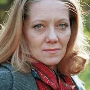  Anna Lenartowicz
