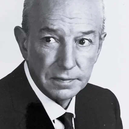  Lloyd Nolan