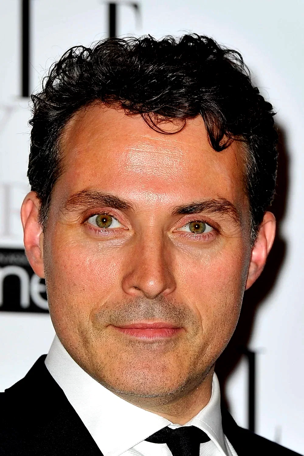 Rufus Sewell
