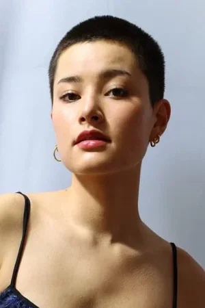  Ayumi Roux photo