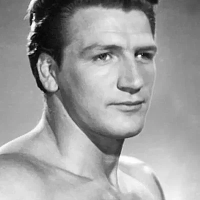  Joe Robinson