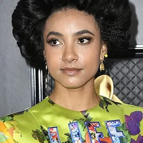 Photo star :  Esperanza Spalding