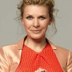  Judit Schell